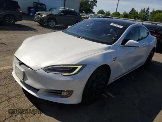 2019 Tesla Model S 100D z VIN 5YJSA1E41KF330631, wystawiony jako Copart lot #55360295 z przebiegiem 52 245 mil mil oraz Szkoda całkowita • Salvage title. Historia ofert i sprzedaży dostępna na DreamBid. Obrazek 1.