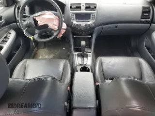 2006 Honda Accord EX-L z VIN 1HGCM56826A163491, wystawiony jako Copart lot #54251235 z przebiegiem 196 630 mil mil oraz Szkoda całkowita • Salvage title. Historia ofert i sprzedaży dostępna na DreamBid. Obrazek 8.