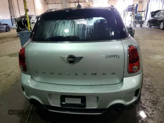 2015 MINI Countryman S with VIN WMWZC5C5XFWP44081, listed as a Copart auction lot 50921115 with 85,643 mi miles and Clean Title. Bid and sale history available at DreamBid. Image 6.