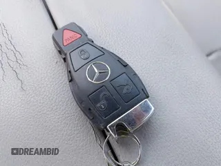 2011 Mercedes-Benz E-Class E 350 Luxury with VIN WDDHF8HB0BA295562, listed as a IAAI auction lot 42016866 with 336,768 mi miles. Bid and sale history available at carsss.com. Image 11.