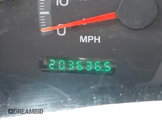 2001 Ford F-150 XLT z VIN 1FTRW07W61KA23644, wystawiony jako IAAI lot #42162523 z przebiegiem 203 636 mil mil oraz . Historia ofert i sprzedaży dostępna na DreamBid. Obrazek 7.