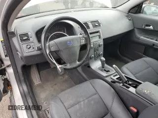 2009 Volvo C30 z VIN YV1MK672992145569, wystawiony jako Copart lot #68282304 z przebiegiem 93 414 mil mil oraz Tytuł czysty. Historia ofert i sprzedaży dostępna na DreamBid. Obrazek 8.