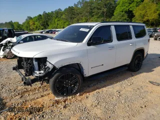 2023 Jeep Wagoneer Series II Carbide z VIN 1C4SJUBP1PS515711, wystawiony jako Copart lot #52416045 z przebiegiem 28 658 mil mil oraz Szkoda całkowita • Salvage title. Historia ofert i sprzedaży dostępna na DreamBid. Obrazek 1.