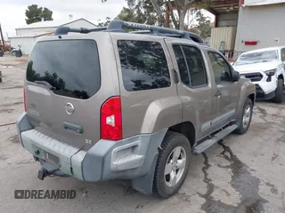 2008 Nissan Xterra X z VIN 5N1AN08W78C510415, wystawiony jako IAAI lot #42204512 z przebiegiem 165 437 mil mil oraz . Historia ofert i sprzedaży dostępna na DreamBid. Obrazek 4.