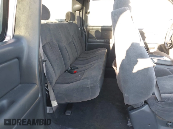 2002 Chevrolet Silverado 1500 LT with VIN 2GCEK19TX21183045, listed as a IAAI auction lot 40668595 with 211,358 mi miles. Bid and sale history available at carsss.com. Image 8.