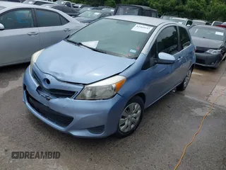 2013 Toyota Yaris L с VIN JTDJTUD34DD569410, выставлен на аукционе IAAI как лот 42469543 с пробегом 179 992 миль миль и . История ставок и продаж доступна на DreamBid. Изображение 2.