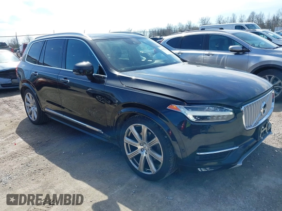2016 Volvo XC90 T6 Inscription with VIN YV4A22PL6G1064524, listed as a IAAI auction lot 41795921 with 111,483 mi miles. Bid and sale history available at carsss.com. Image 1.