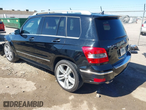 2012 Mercedes-Benz GLK GLK 350 with VIN WDCGG8HB6CF841198, listed as a IAAI auction lot 42021083 with 162,930 mi miles. Bid and sale history available at carsss.com. Image 3.