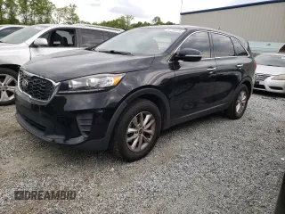 2019 Kia Sorento L z VIN 5XYPG4A34KG500069, wystawiony jako Copart lot #52714105 z przebiegiem 237 472 mil mil oraz Szkoda całkowita • Salvage title. Historia ofert i sprzedaży dostępna na DreamBid. Obrazek 1.
