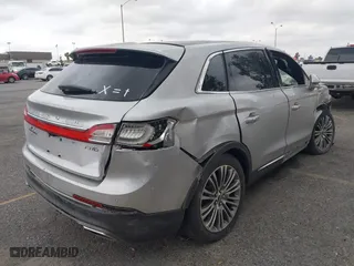 2016 Lincoln MKX Reserve with VIN 2LMTJ8LR3GBL52307, listed as a IAAI auction lot 35271548 with 55,940 mi miles. Bid and sale history available at carsss.com. Image 4.