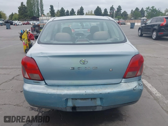 2000 Toyota ECHO z VIN JTDAT1237Y0048597, wystawiony jako IAAI lot #42120794 z przebiegiem 182 312 mil mil oraz . Historia ofert i sprzedaży dostępna na DreamBid. Obrazek 16.