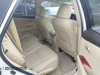 2011 Lexus RX 350 z VIN 2T2BK1BA6BC092170, wystawiony jako IAAI lot #42228576 z przebiegiem 106 828 mil mil oraz . Historia ofert i sprzedaży dostępna na DreamBid. Obrazek 8.