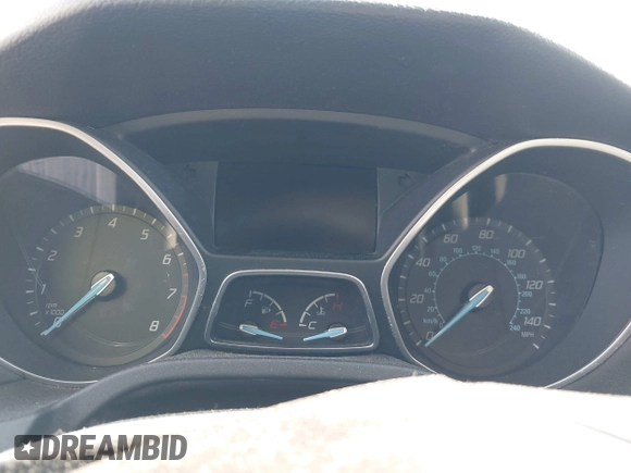 2014 Ford Focus SE with VIN 1FADP3K29EL180300, listed as a IAAI auction lot 42035362 with 1 mi miles. Bid and sale history available at carsss.com. Image 7.