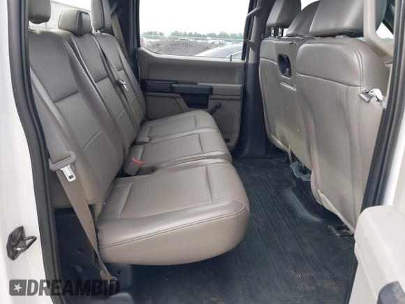 2018 Ford F-150 XL with VIN 1FTEW1CP4JKF37043, listed as a IAAI auction lot 42109358 with 72,990 mi miles. Bid and sale history available at carsss.com. Image 8.