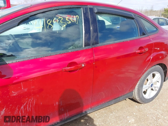 2014 Ford Focus SE with VIN 1FADP3F27EL403007, listed as a IAAI auction lot 41893547 with 95,864 mi miles. Bid and sale history available at carsss.com. Image 13.