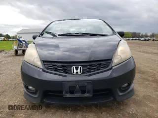 2013 Honda Fit Sport with VIN JHMGE8H51DC009050, listed as a Copart auction lot 53913855 with 207,199 mi miles and Salvage Title. Bid and sale history available at carsss.com. Image 5.