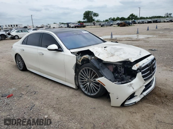 2022 Mercedes-Benz S 500 with VIN W1K6G6DBXNA166392, listed as a Copart auction lot 55101565 with 19,276 mi miles and Clean Title. Bid and sale history available at DreamBid. Image 4.