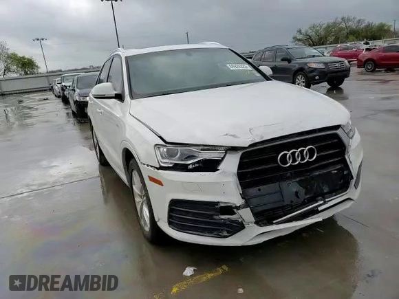 2018 Audi Q3 Premium with VIN WA1BCCFS4JR026926, listed as a Copart auction lot 44928323 with 61,118 mi miles. Bid and sale history available at carsss.com. Image 12.