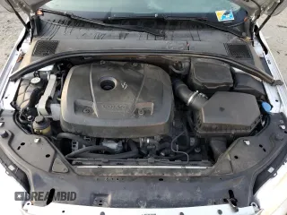 2015 Volvo XC70 T5 Drive-E Premier with VIN YV440MBK2F1230453, listed as a Copart auction lot 44231365 with 107,726 mi miles and Clean Title. Bid and sale history available at DreamBid. Image 11.