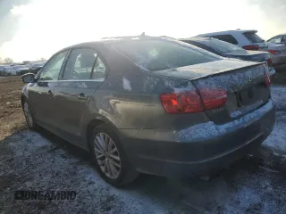 2014 Volkswagen Jetta SEL z VIN 3VWL17AJ6EM438176, wystawiony jako Copart lot #85081294 z przebiegiem 108 420 mil mil oraz Szkoda całkowita • Salvage title. Historia ofert i sprzedaży dostępna na DreamBid. Obrazek 2.