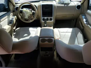 2006 Mercury Mountaineer Convenience with VIN 4M2EU36E06UJ08953, listed as a Copart auction lot 52189455 with 115,681 mi miles and Salvage Title. Bid and sale history available at carsss.com. Image 8.