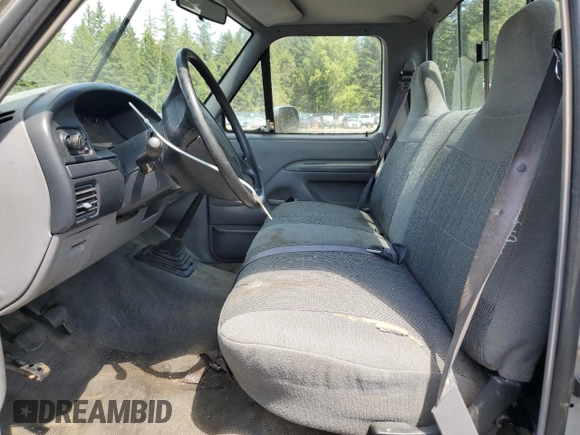 1996 Ford F-150 z VIN 1FTEF15Y1TLB97448, wystawiony jako Copart lot #58521885 z przebiegiem 111 405 mil mil oraz Czysty tytuł • Clean title. Historia ofert i sprzedaży dostępna na DreamBid. Obrazek 7.