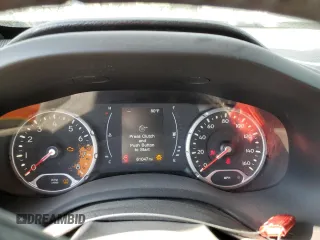 2018 Jeep Renegade Latitude z VIN ZACCJABHXJPH22767, wystawiony jako Copart lot #56832115 z przebiegiem 61 047 mil mil oraz Czysty tytuł • Clean title. Historia ofert i sprzedaży dostępna na DreamBid. Obrazek 9.