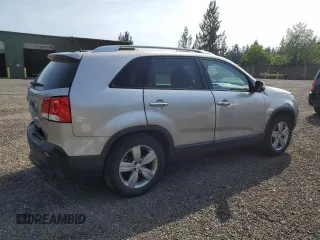 2013 Kia Sorento EX with VIN 5XYKUDA61DG367853, listed as a Copart auction lot 54400345 with 263,522 mi miles and Salvage Title. Bid and sale history available at carsss.com. Image 3.