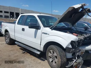 2013 Ford F-150 XL z VIN 1FTFX1CF7DFB51755, wystawiony jako IAAI lot #42647291 z przebiegiem Nie podano mil oraz . Historia ofert i sprzedaży dostępna na DreamBid. Obrazek 1.