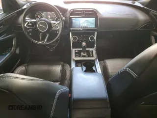 2020 Jaguar XE R-Dynamic S z VIN SAJAT4GX4LCP58076, wystawiony jako Copart lot #48547715 z przebiegiem 42 275 mil mil oraz Szkody całkowita. Historia ofert i sprzedaży dostępna na DreamBid. Obrazek 8.