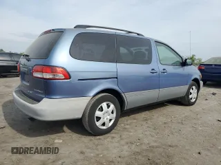 2002 Toyota Sienna LE with VIN 4T3ZF13C52U500896, listed as a Copart auction lot 53471125 with 223,003 mi miles and Salvage Title. Bid and sale history available at carsss.com. Image 3.