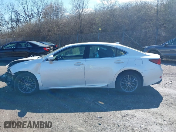 2018 Lexus ES with VIN 58ABK1GG0JU102540, listed as a IAAI auction lot 41858646 with 61,505 mi miles. Bid and sale history available at carsss.com. Image 15.
