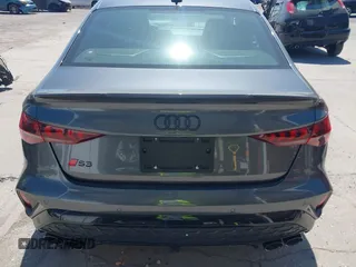 2025 Audi S3 z VIN WAUJ5DGY7SA058173, wystawiony jako IAAI lot #41785232 z przebiegiem 1083 mil mil oraz . Historia ofert i sprzedaży dostępna na DreamBid. Obrazek 16.