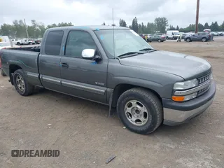 2001 Chevrolet Silverado 1500 LS with VIN 2GCEC19T511179674, listed as a IAAI auction lot 42272805 with 231,352 mi miles and . Bid and sale history available at DreamBid. Image 1.