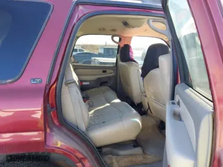 2001 Chevrolet Tahoe LS with VIN 1GNEK13T01R193508, listed as a IAAI auction lot 41575731 with 295,629 mi miles. Bid and sale history available at carsss.com. Image 8.