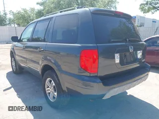 2003 Honda Pilot EX with VIN 2HKYF18463H622625, listed as a IAAI auction lot 41978601 with 152,512 mi miles. Bid and sale history available at carsss.com. Image 3.