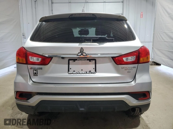 2018 Mitsubishi Outlander SE with VIN JA4AP3AW6JU000531, listed as a Copart auction lot 58259075 with 125,853 mi miles and Clean title. Bid and sale history available at DreamBid. Image 6.