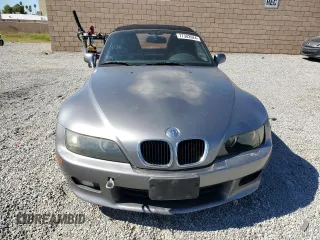 2001 BMW Z3 2.5i with VIN WBACN33491LM03874, listed as a Copart auction lot 77382024 with 268,283 mi miles and Clean Title. Bid and sale history available at carsss.com. Image 5.