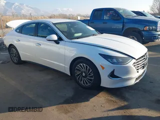 2022 Hyundai Sonata Hybrid SEL with VIN KMHL34JJ5NA051686, listed as a IAAI auction lot 41349266 with 70,211 mi miles. Bid and sale history available at carsss.com. Image 1.