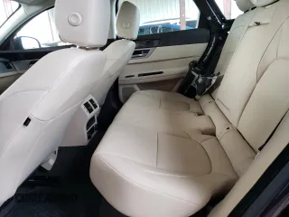 2018 Jaguar XF 25t Premium with VIN SAJBD4FX2JCY69919, listed as a Copart auction lot 65477933 with 17,344 mi miles. Bid and sale history available at carsss.com. Image 10.