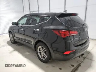 2017 Hyundai Santa Fe 2.4L z VIN 5NMZT3LB9HH025228, wystawiony jako Copart lot #57186685 z przebiegiem 185 470 mil mil oraz Czysty tytuł • Clean title. Historia ofert i sprzedaży dostępna na DreamBid. Obrazek 2.