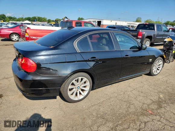 2011 BMW 3 Series 328i xDrive z VIN WBAPK5C58BA658768, wystawiony jako Copart lot #64387265 z przebiegiem 94 577 mil mil oraz Szkoda całkowita • Salvage title. Historia ofert i sprzedaży dostępna na DreamBid. Obrazek 3.
