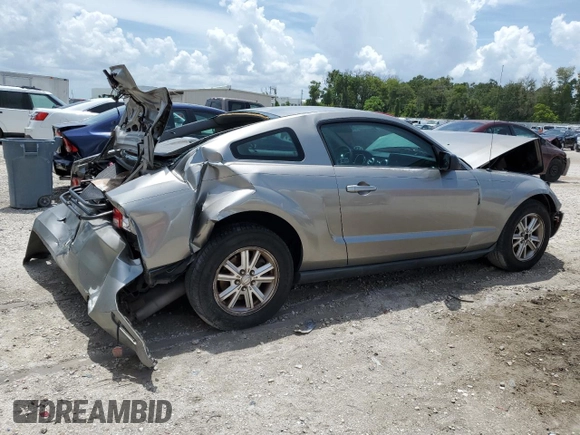 2008 Ford Mustang Deluxe with VIN 1ZVHT80N785206285, listed as a Copart auction lot 64834904 with 129,144 mi miles and Salvage Title. Bid and sale history available at carsss.com. Image 3.