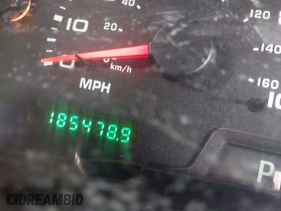 2002 Ford Excursion Special Serv с VIN 1FMNU40L62ED50097, выставлен на аукционе IAAI как лот 41814280 с пробегом 185 478 миль миль и . История ставок и продаж доступна на DreamBid. Изображение 7.