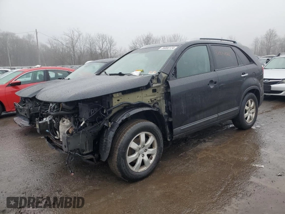 2013 Kia Sorento LX with VIN 5XYKTDA20DG368086, listed as a Copart auction lot 36866124 with 182,583 mi miles and Salvage Title. Bid and sale history available at carsss.com. Image 1.