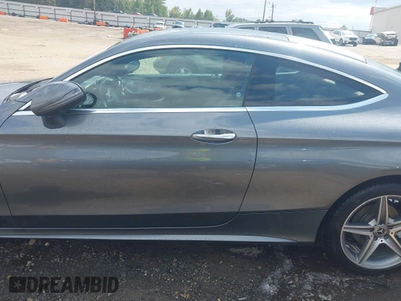 2018 Mercedes-Benz C 300 z VIN WDDWJ4KB3JF681630, wystawiony jako IAAI lot #40327445 z przebiegiem 90 967 mil mil oraz . Historia ofert i sprzedaży dostępna na DreamBid. Obrazek 15.