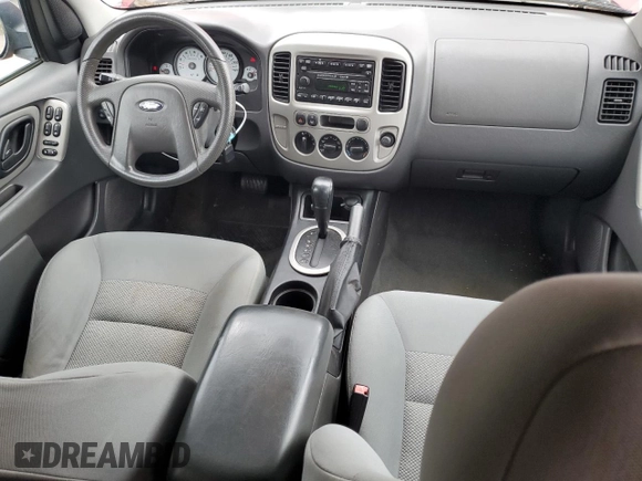 2007 Ford Escape XLT with VIN 1FMCU93187KA75792, listed as a Copart auction lot 62697334 with 97,339 mi miles and Salvage Title. Bid and sale history available at carsss.com. Image 8.