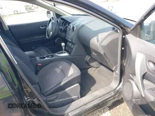 2012 Nissan Rogue S z VIN JN8AS5MV0CW715934, wystawiony jako IAAI lot #42104457 z przebiegiem 138 364 mil mil oraz . Historia ofert i sprzedaży dostępna na DreamBid. Obrazek 5.