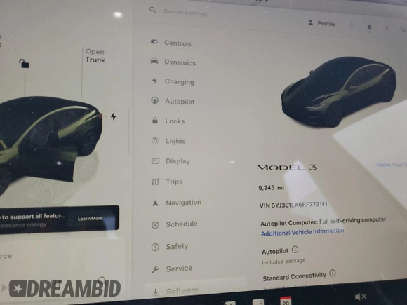 2024 Tesla Model 3 z VIN 5YJ3E1EA6RF773141, wystawiony jako Copart lot #61399385 z przebiegiem 9 245 mil mil oraz Szkoda całkowita • Salvage title. Historia ofert i sprzedaży dostępna na DreamBid. Obrazek 9.