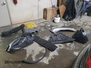 2014 Infiniti QX70 z VIN JN8CS1MW5EM412429, wystawiony jako Copart lot #82933934 z przebiegiem Nie podano mil oraz Szkoda całkowita • Salvage title. Historia ofert i sprzedaży dostępna na DreamBid. Obrazek 12.